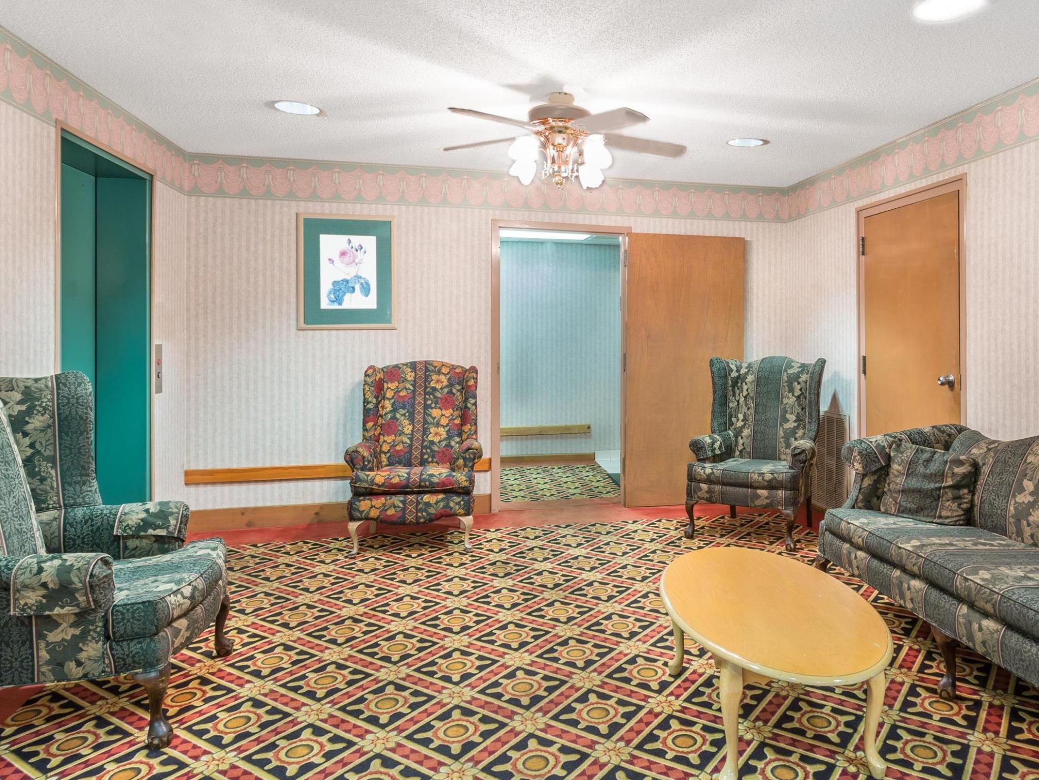Days Inn By Wyndham Panama City/Callaway Exterior photo